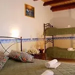 Tsiolis & Apartament *