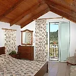 Tsiolis & Apartament *