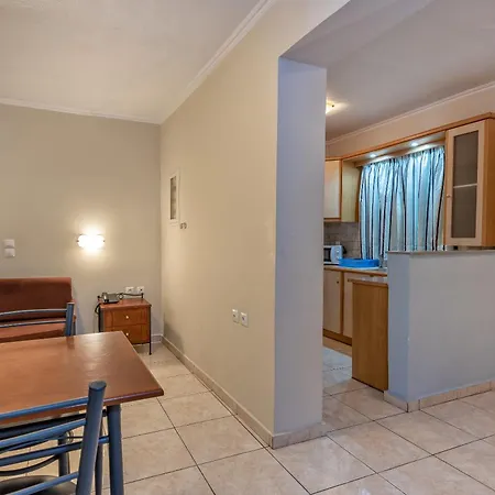 Tsiolis & Apartment *