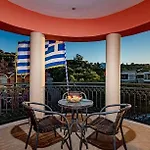 Tsiolis & Apartman *