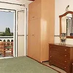 Tsiolis & Apartman