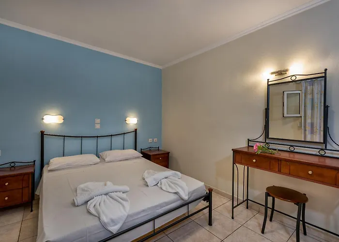Tsiolis & Apartamento